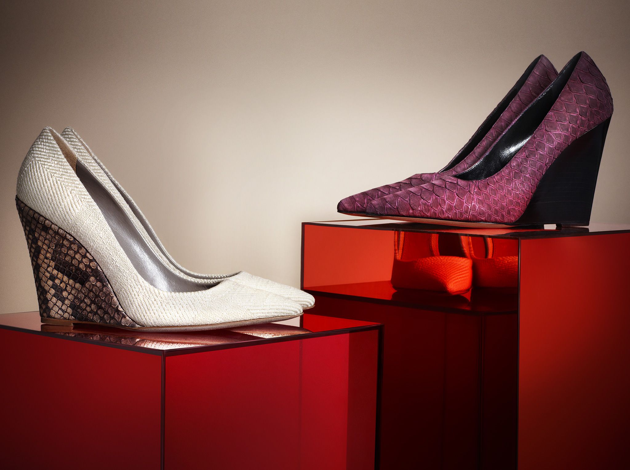 a8021ca4390a4a036c08bb2dff8e9ea4 Women's Shoes - Image 1